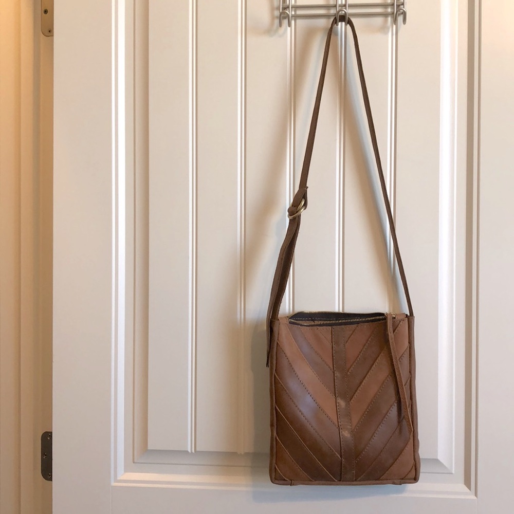 Magnolia Leather Crossbody